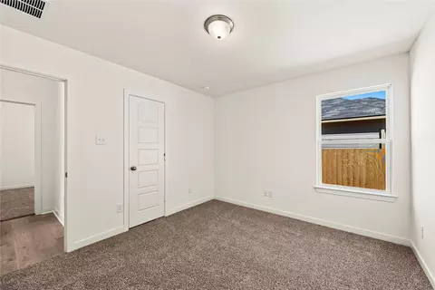 Bedroom - 109 Adaline Bnd, Mcgregor, TX 76657 photo 6 of 7