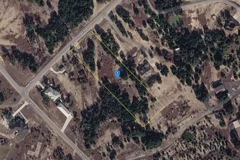 200 Hager Rdg, Bandera, TX 78003