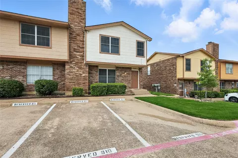 Exterior - 910 Cedar Ter, Cedar Hill, TX 75104 photo 7 of 7