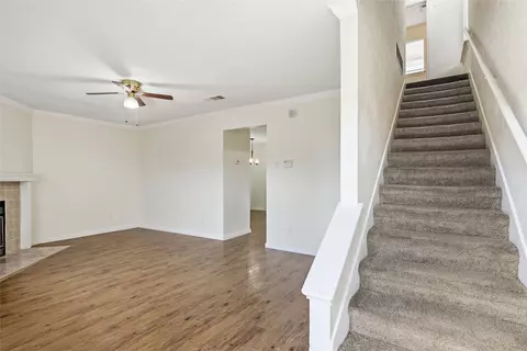 Living - 910 Cedar Ter, Cedar Hill, TX 75104 photo 7 of 7