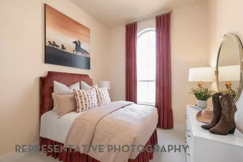 Bedroom - 2017 Reedgrass Ct, Flower Mound, TX 76226 photo 4 of 4