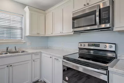 Kitchen - 10670 Seven Hills Rd, Tyler, TX 75708 photo 2 of 3