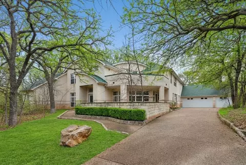 611 Alexandrite Dr, Oak Point, TX 75068