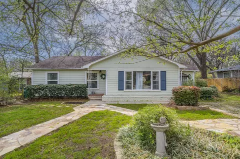 2107 Preston Pl, Denton, TX 76209