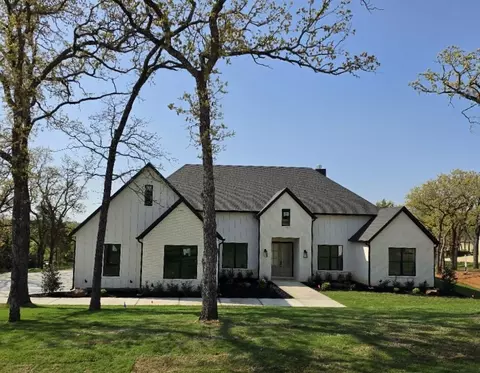 2816 Private Access Rd 73107, Burleson, TX 76028