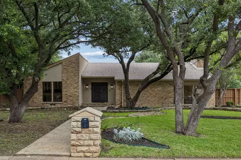 10695 Pagewood Dr, Dallas, TX 75230