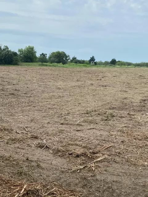 320 Birdwell Rd, Corsicana, TX 75110