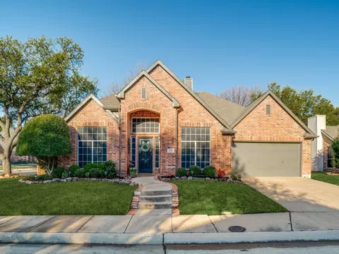 210 Ledgenest Dr, Mckinney, TX 75072