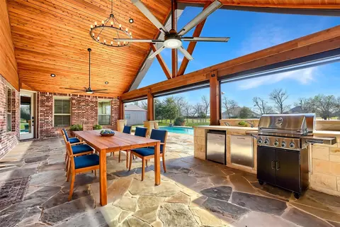 2214 Buck Ct, Caddo Mills, TX 75135