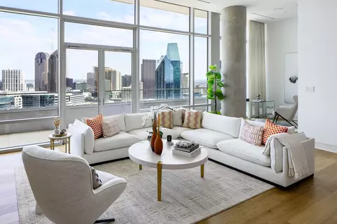2430 Victory Park Ln #3203, Dallas, TX 75219