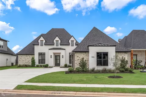 584 Corinth Cir, Bossier City, LA 71111