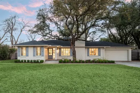 5820 Royal Crest Dr, Dallas, TX 75230