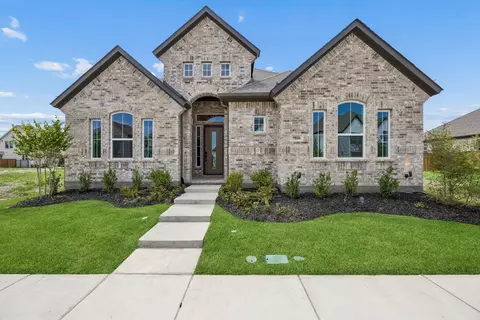 9816 Dahlia Blvd, Mesquite, TX 75126