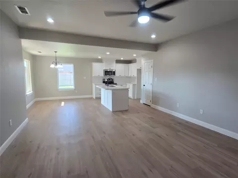 Living - 274 Waterloo Dr, Abilene, TX 79602 photo 1 of 2