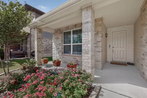 6212 Topsail Dr, Fort Worth, TX 76179