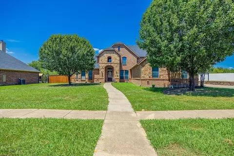 1011 Parview Cir, Cedar Hill, TX 75104