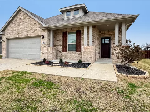 413 Vawter Dr, Van Alstyne, TX 75495