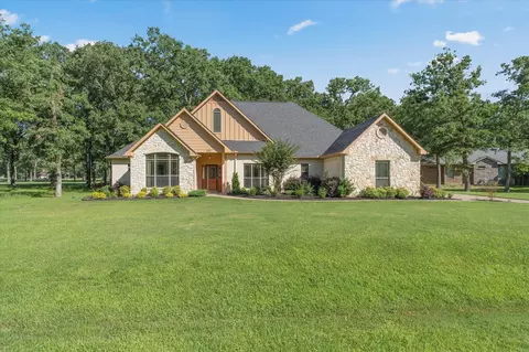 181 Saint Andrews Dr, Mabank, TX 75156