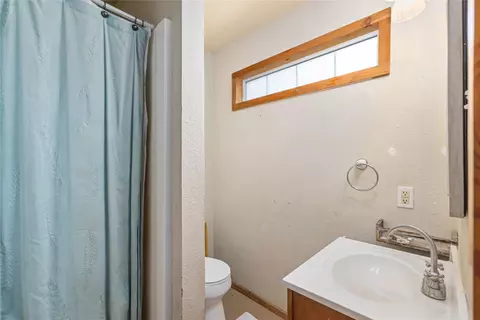 Bath - 13532 Highway 36, Comanche, TX 76442 photo 1 of 1