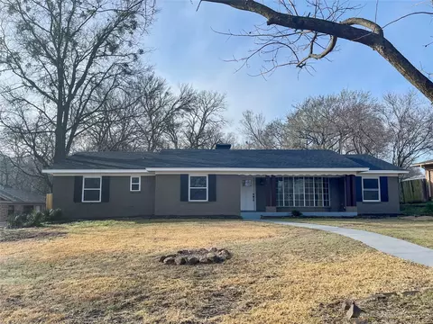 2424 W Houston St, Sherman, TX 75092