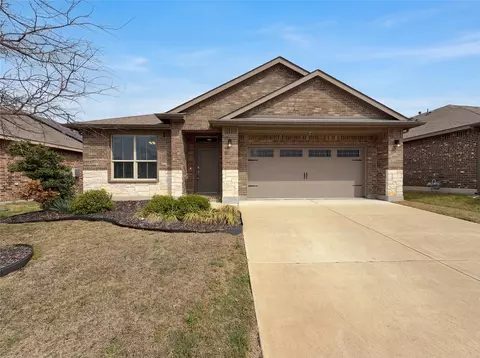 2520 Allview Ln, Glenn Heights, TX 75154
