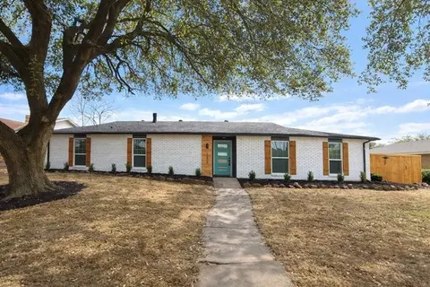 1205 Villa Downs Dr, Plano, TX 75023