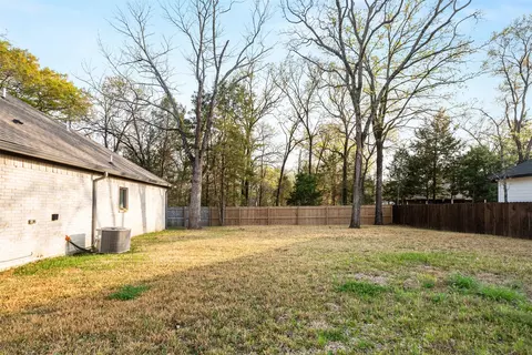 145 Barcelona St, Payne Springs, TX 75156
