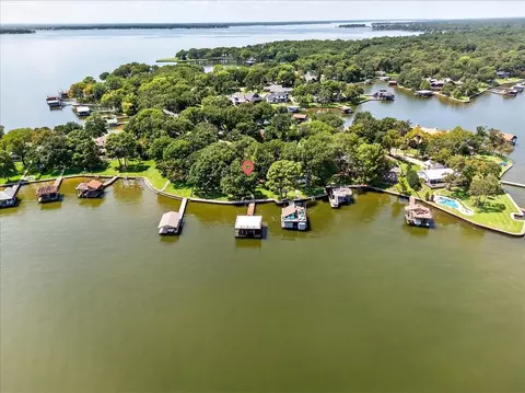 108 Carribean Cir, Mabank, TX 75156