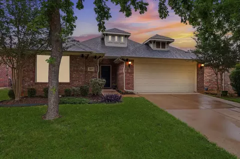 507 Jefferson Ln, Lake Dallas, TX 75065