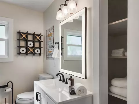 Bath - 2800 Mckenzie Ave, Waco, TX 76708 photo 1 of 5