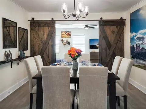 Dining - 2800 Mckenzie Ave, Waco, TX 76708 photo 2 of 5