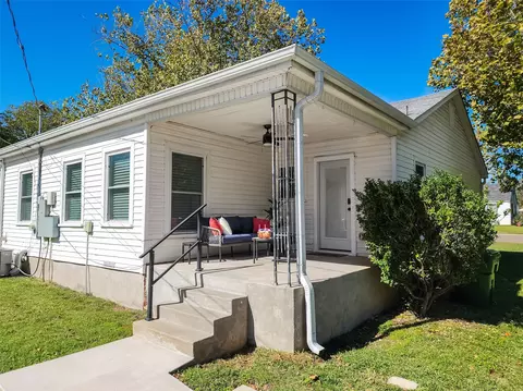Exterior - 2800 Mckenzie Ave, Waco, TX 76708 photo 3 of 5