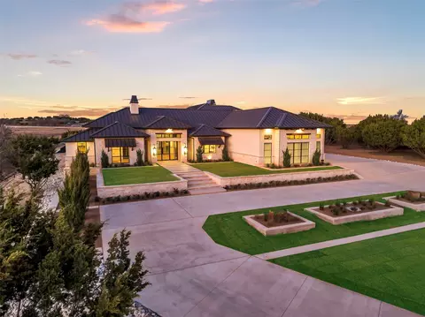 3117 Rio Grande Cir, Granbury, TX 76048