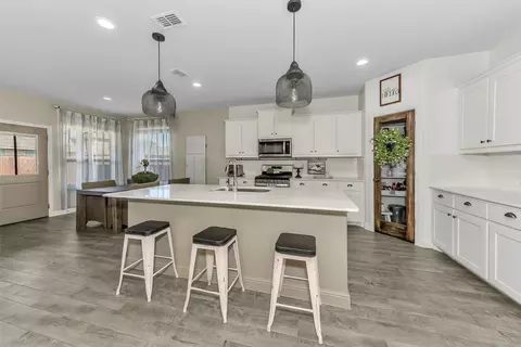 232 Drumcliffe Dr, Haslet, TX 76052