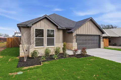 407 E Boyd Ave, Boyd, TX 76023