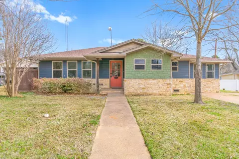 804 S Buffalo St, Canton, TX 75103