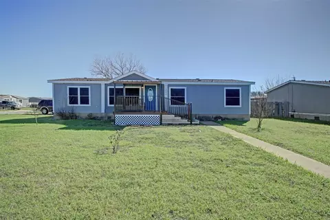 2004 Fall Creek Rd, Cleburne, TX 76033