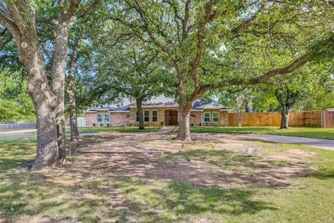 2502 Hillside Ct, Southlake, TX 76092