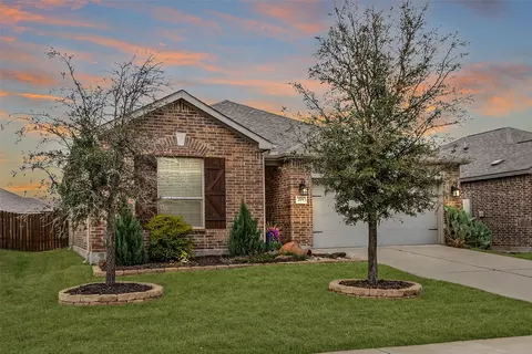 215 Ivan Ct, Anna, TX 75409
