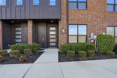 2804 Addison Park Ln, Fort Worth, TX 76110