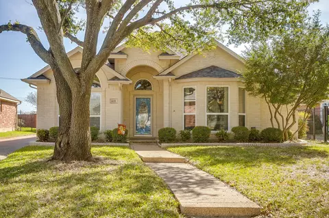 6155 White Tail Trl, Fort Worth, TX 76132