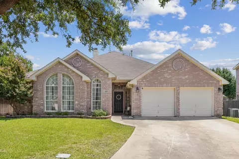 5437 Yellowstone Trl, Fort Worth, TX 76137