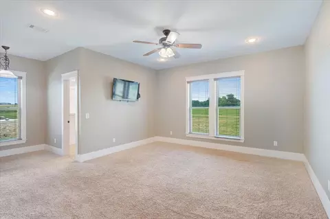 Bedroom - 516 Spring Town Rd, Van Alstyne, TX 75495 photo 1 of 5