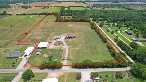 View/Area - 516 Spring Town Rd, Van Alstyne, TX 75495 photo 2 of 3