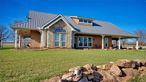 4460 Hildreth Pool Rd, Bowie, TX 76230