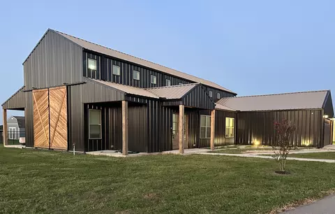 511 John Davis Rd, Italy, TX 76651