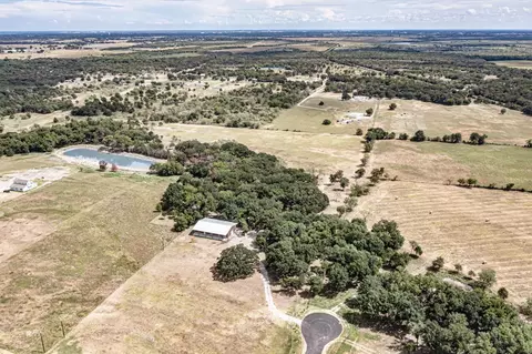 637 Lyman T Davis Dr, Corsicana, TX 75110