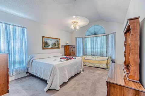 Bedroom - 1018 Sumner Dr, Mesquite, TX 75149 photo 2 of 7