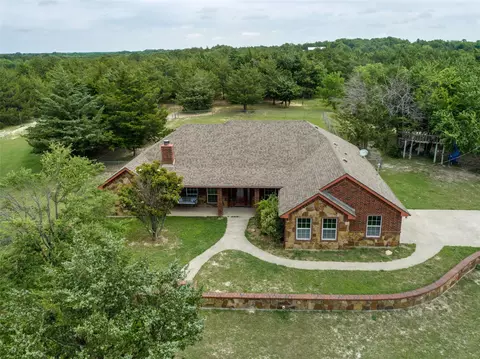 171 Chestnut Rd, Whitewright, TX 75491