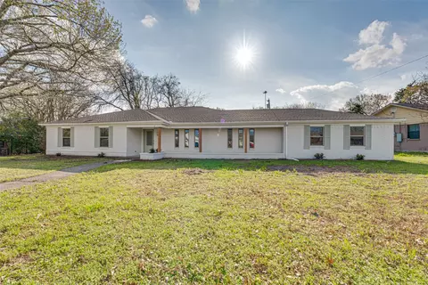 7 Post Oak Trl, Greenville, TX 75402